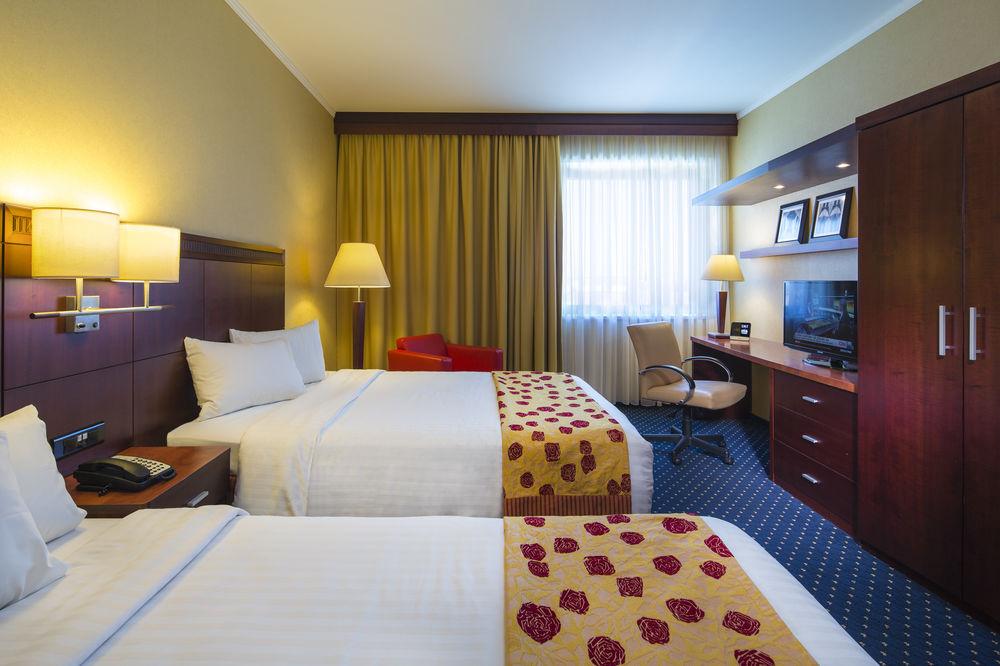 Courtyard By Marriott 4* Prag